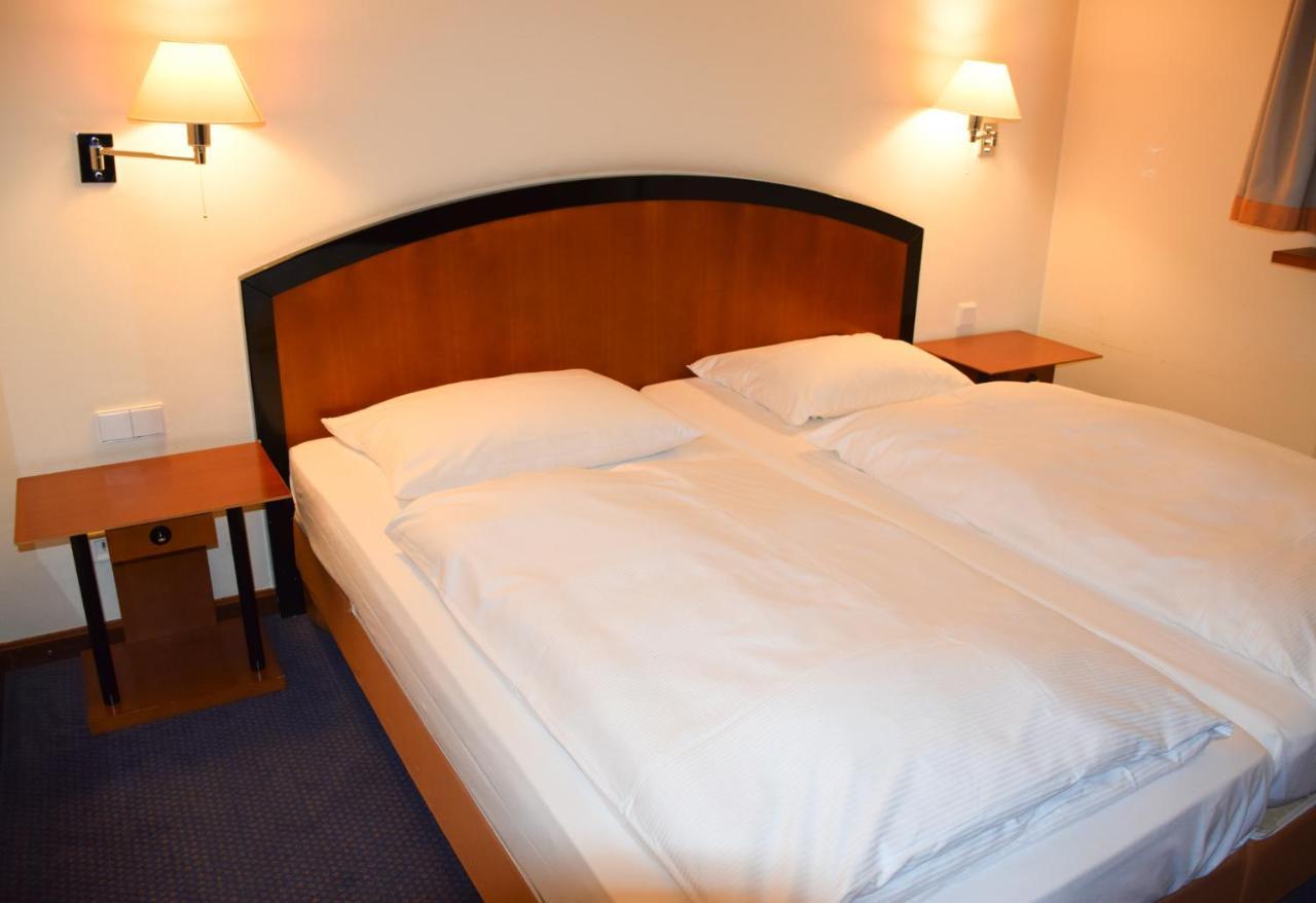 City Hotel Dresden Radebeul Exterior photo